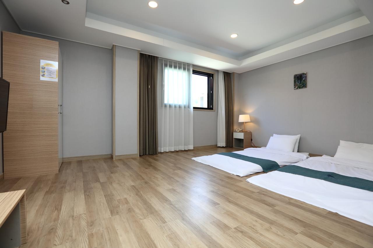 Blue Mountain Hotel Songsan-ni المظهر الخارجي الصورة