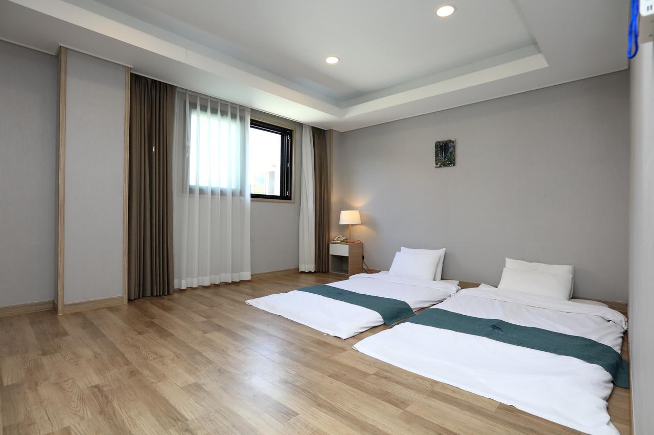 Blue Mountain Hotel Songsan-ni المظهر الخارجي الصورة