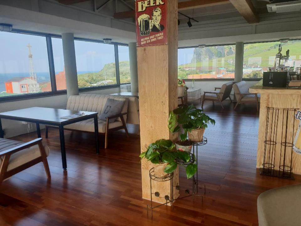Blue Mountain Hotel Songsan-ni المظهر الخارجي الصورة